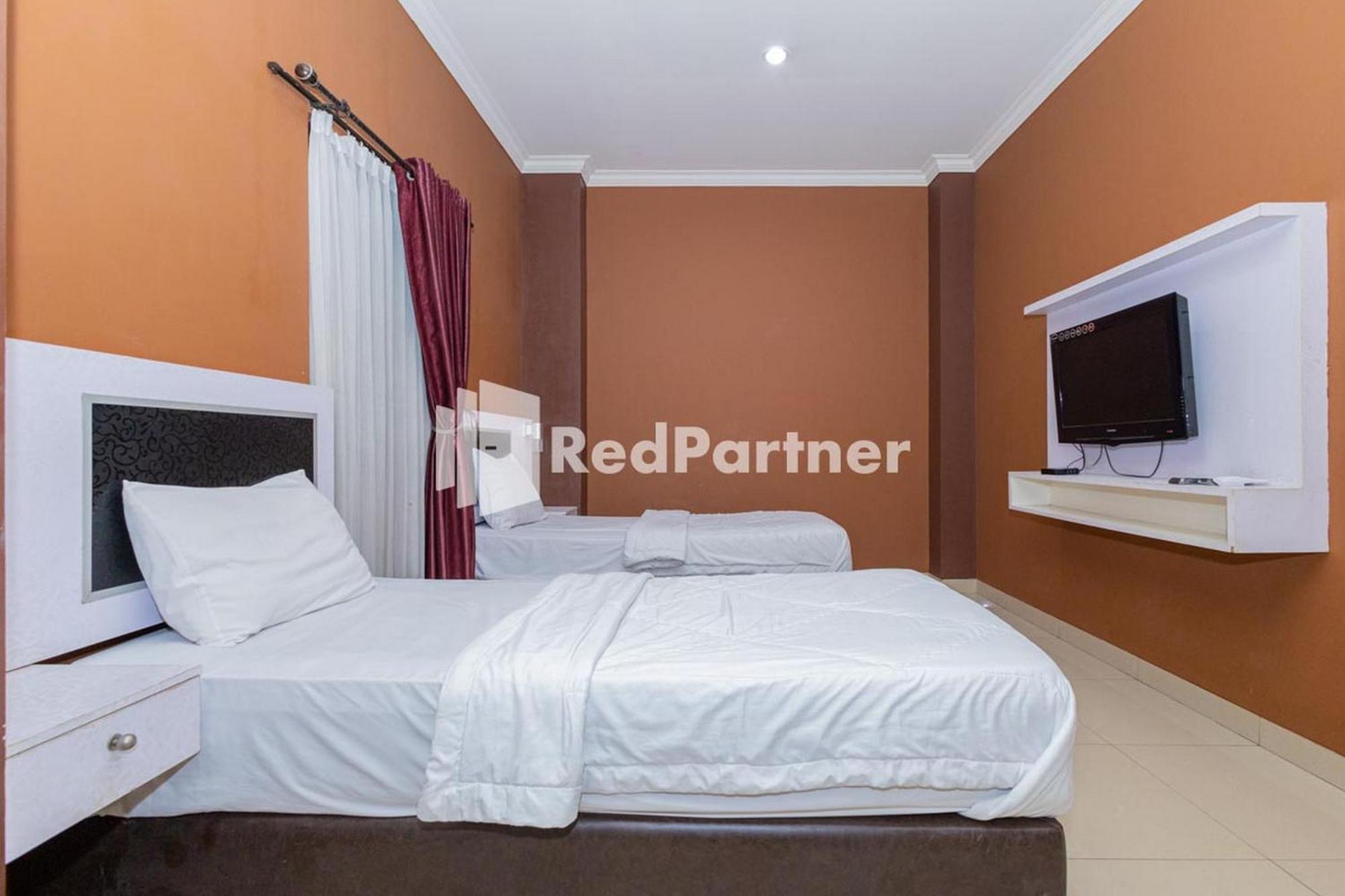 Star Hotel Jaksa Mitra Reddoorz Jakarta Exterior foto