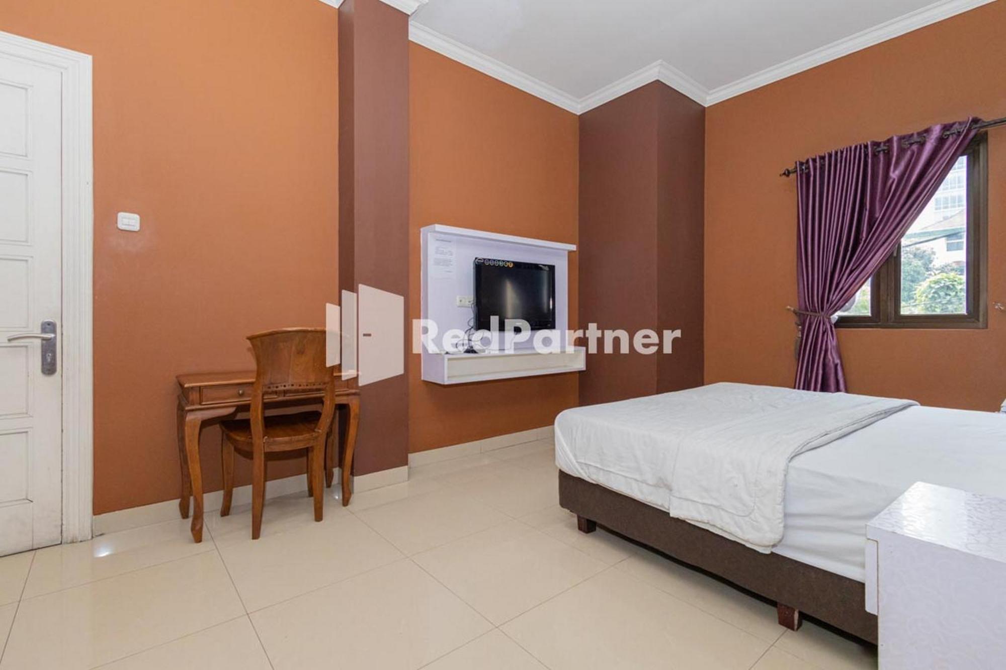 Star Hotel Jaksa Mitra Reddoorz Jakarta Exterior foto