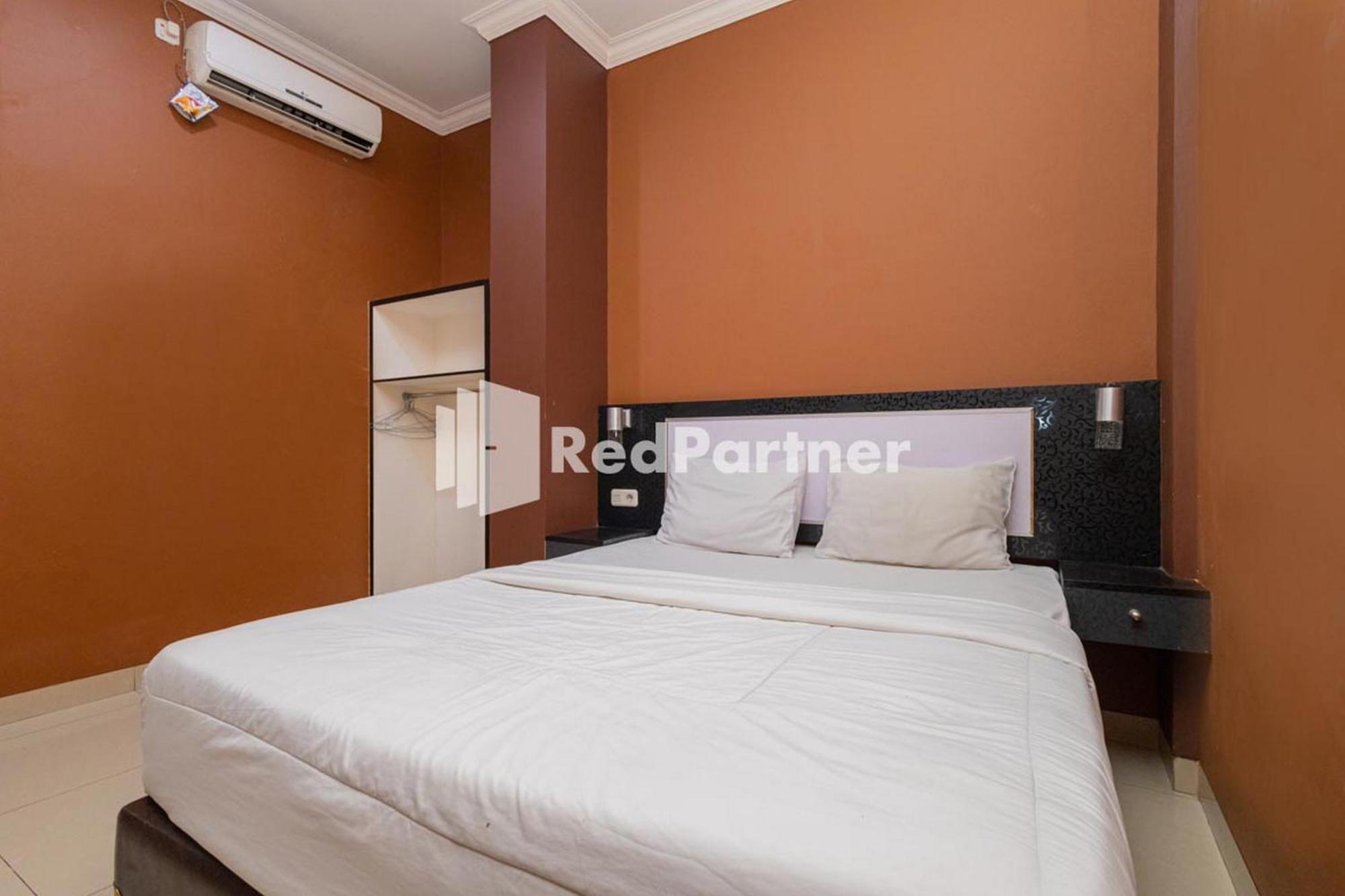 Star Hotel Jaksa Mitra Reddoorz Jakarta Exterior foto